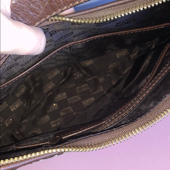 🚫 SOLD 🚫 Michael Kors Monogram Hobo Tote Bag - Picture 3 of 8